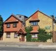 Oakwood Bed And Breakfast Heathrow