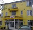 P & J Holiday Apartment & Guesthouse