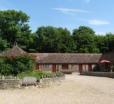 Kingston Country Courtyard
