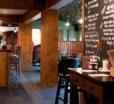 Oak Inn