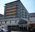 2 Bed Apartment - Close To Tube Station