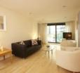Luxury Waterside Apartment Canary Wharf