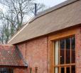 Superb Stokesby Barn Apartment - Norfolk Broads & Norwich