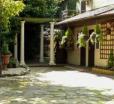 Oyo Tudor Oaks Lodge