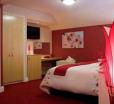 Sutherlands Hotel