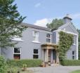 Holly Lodge
