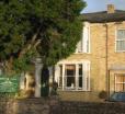 Olivers Lodge Hotel