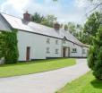 Eastcott Lodges