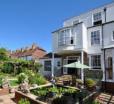 Canterbury Hotel