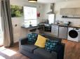 Upper Highview - Self Catering Apartment, Fpventures Stroud