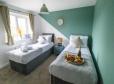 The Cosy House With Free Parking, Garden And Smart Tv With Netflix By Yoko Property - Perfect Fo