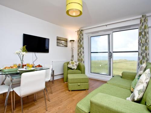 17 Astor Court, , 