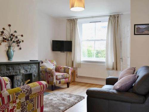 6 Catherine Cottages, , 