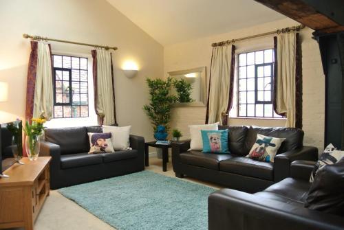 Oyo Approved Serviced Apartments Steam Mill, Chester, 