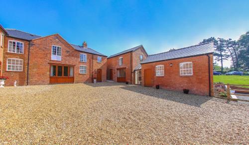Westfield Country Barns, Ashby St Ledgers, 