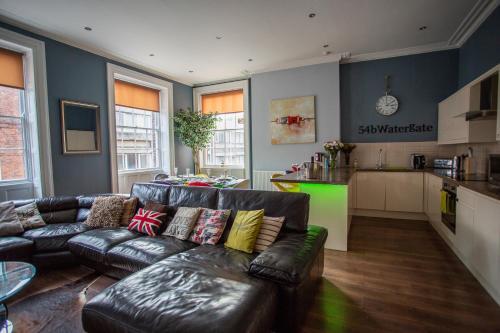 Most Central Luxury Apartment In Chester!, Chester, 