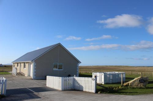 Tranquil Sands Holiday Home, Benbecula, 
