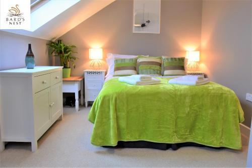 Bard's Nest, Central Flat, Allocated Parking, Stratford upon Avon, 