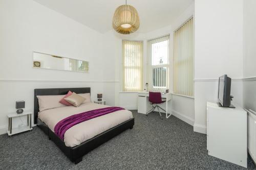 V-chic Modern 3 Bed Apartment - Albany Grove, Luton, 