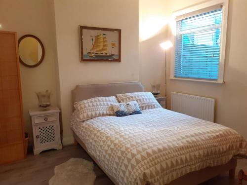 Stylish Relaxing Room With Garden. Close To Central London And Wembley Stadium, Harlesden, 