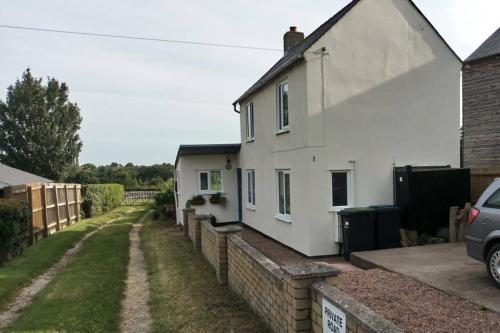 Detached House With Parking And Field Views, Haddenham, 