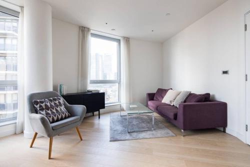 Luxury Private Flat With Thames River View, Canary Wharf, 
