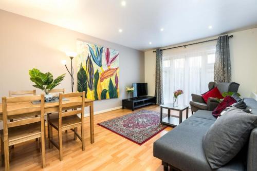 New 2bd Garden Flat Quick Access To Central London, Mill Hill, 