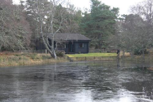 Lochside Log Cabin, Brora, 