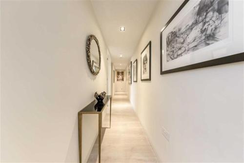 Captivating 4-bed Apartment In London, Oxford Circus, 