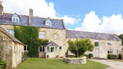 Rustic Cotswolds Farmhouse By Burford, Burford, 