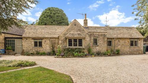 Scenic Family Home In The Cotswolds, Bledington, 
