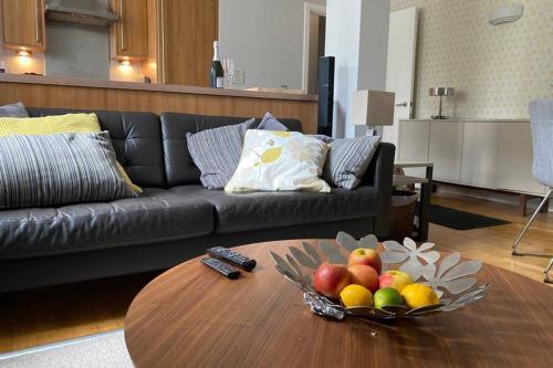 Touch Of Luxury Near Old City - Parking Available, Bristol, 