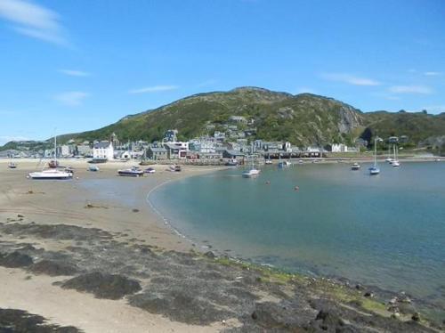 Seaview Paradise 1-bed Apart, Barmouth, 