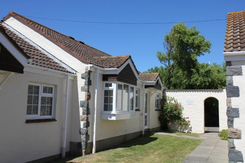 Briquet Cottages, Guernsey,channel Islands, Richmond, 