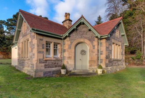 Firlands Lodge, Forres, 