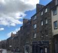 Crags View Apartment On The Royal Mile