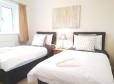 Oceana Accommodation- Spinney House, Stunning Southampton Property, Sleeps 10, Parking, Great Fo