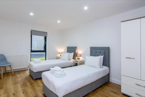 Stunning 2bed Flat In Bond House, Beeston, 