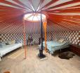 Beautiful Rural Yurt With Fire Pit Near Bruton