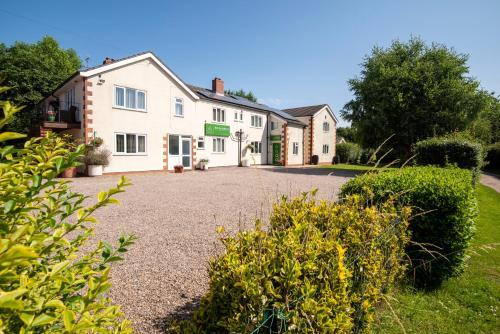 Bridleways Guesthouse & Holiday Homes, Mansfield, 