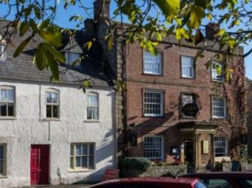 The Ilchester Arms Hotel, Ilchester, 