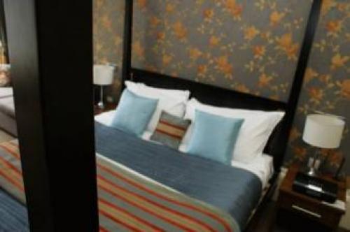 The Salisbury Hotel, Newington, 