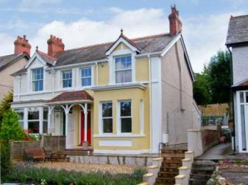 Bryn Derwen Guest House, Conwy, 