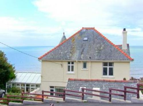 The Farm Hut, Llanaber, 