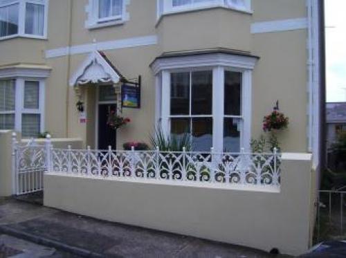 Weybourne Guest House, Tenby, 
