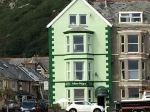 Bluebells Guest House, Barmouth, 