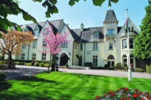 Glen-yr-afon House Hotel, Usk, 