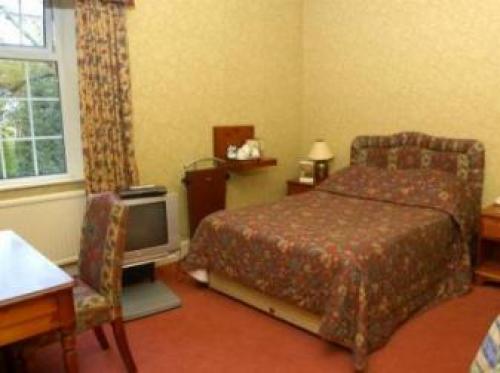 Healey House Hotel, Batley, 