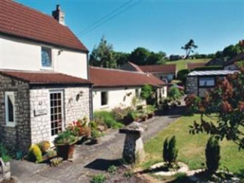 Greyfield Farm Cottages, High Littleton, 