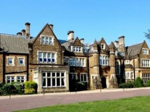 Hartsfield Manor, Betchworth, 